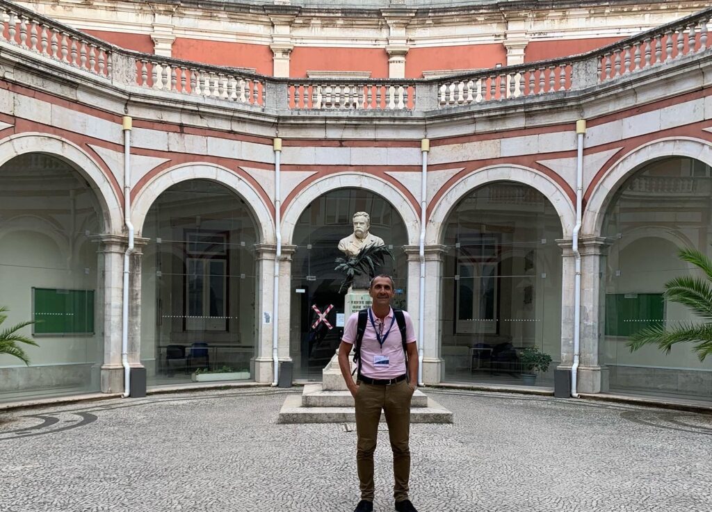 83a00ce5 c3e2 4f06 a30d ce2aa5a89a73